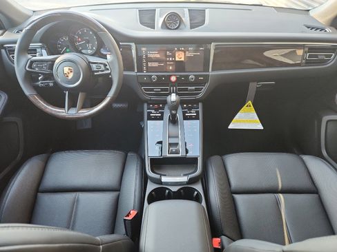 New 2026 Porsche Macan image 14