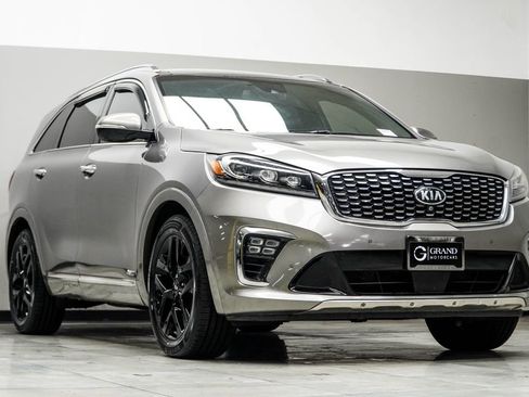 Used 2019 Kia Sorento SX image 4