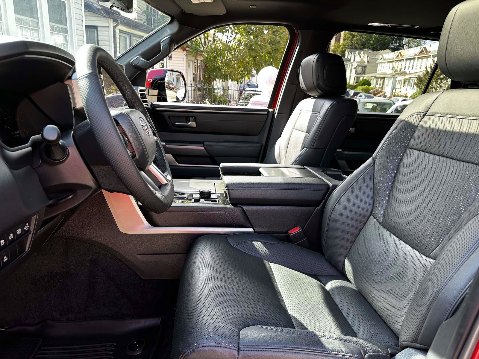 Used 2025 Toyota Sequoia SR5 w/ SR5 Premium Package AWD/4WD image 15