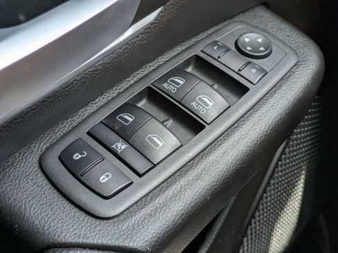 Used 2022 RAM 1500 Big Horn RWD image 7