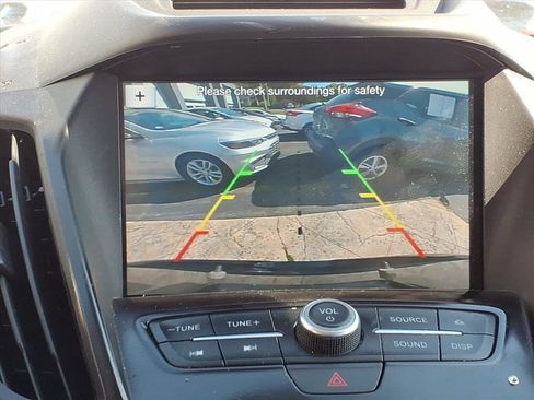 Used 2018 Ford Escape SE w/ SE Sync 3 Package image 19