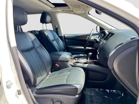 Certified 2020 Nissan Pathfinder Platinum image 30