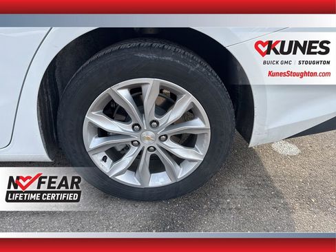 Used 2024 Chevrolet Malibu LT image 18