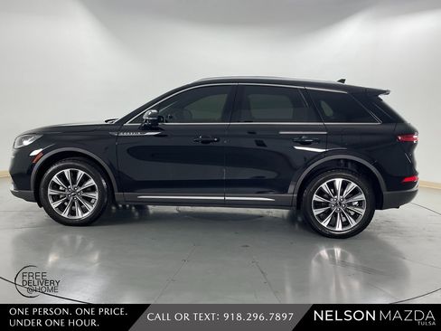 Used 2022 Lincoln Corsair Reserve w/ Elements Package image 9