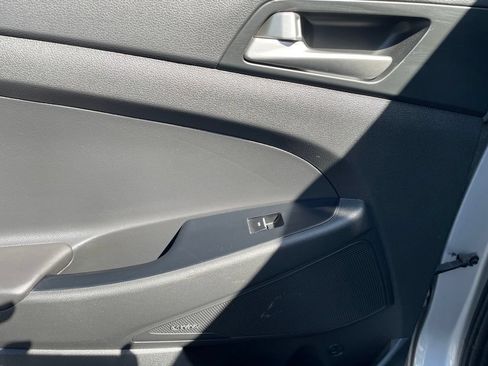 Used 2020 Hyundai Tucson Limited FWD image 24