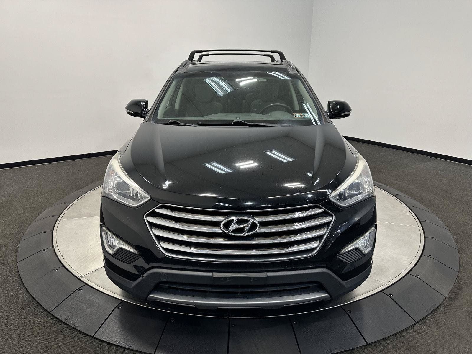 Used 2013 Hyundai Santa Fe Limited w/ Technology Pkg AWD/4WD image 3