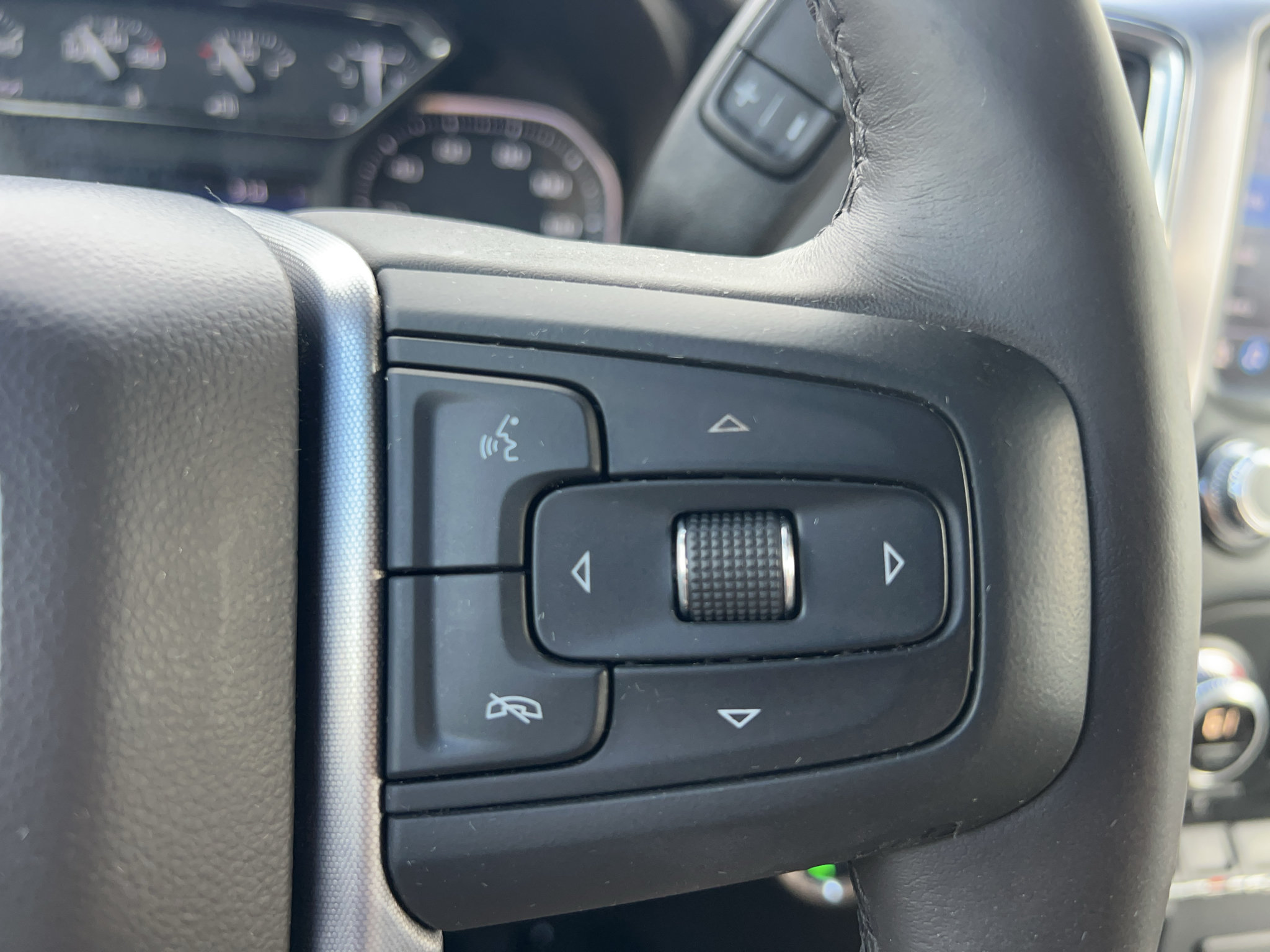 Used 2020 GMC Sierra 1500 SLE w/ SLE Value Package AWD/4WD image 15