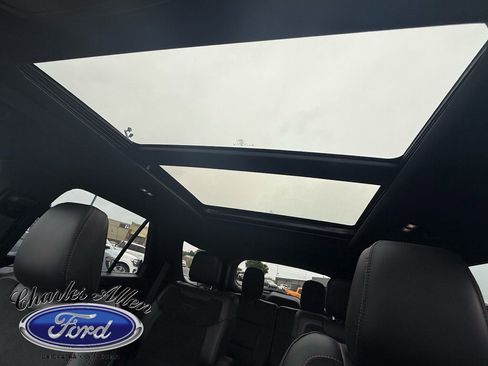 Used 2025 Ford Explorer ST w/ Sun And Sound Package AWD/4WD image 22