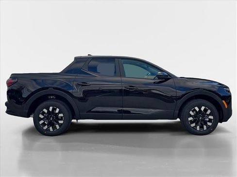 New 2026 Hyundai Santa Cruz SE image 2