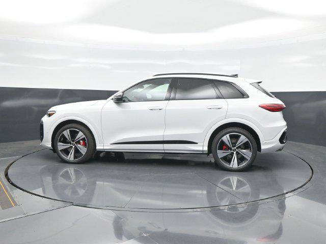 New 2026 Audi SQ5 Premium Plus AWD/4WD image 4