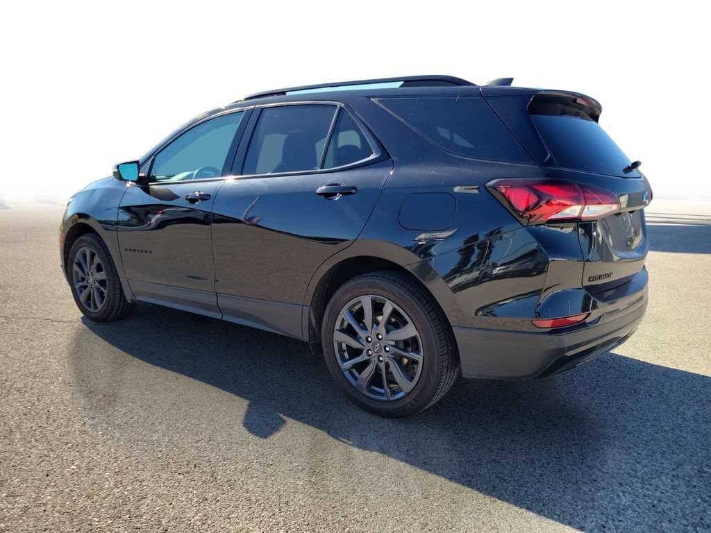 Used 2024 Chevrolet Equinox RS AWD/4WD image 3