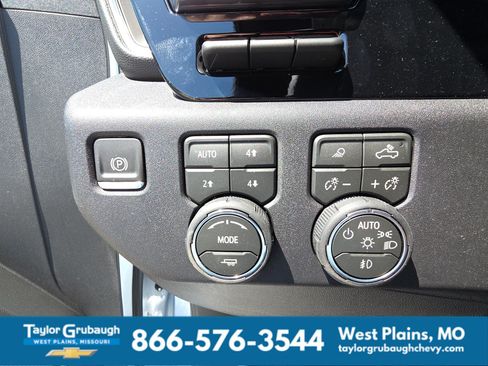 New 2026 Chevrolet Silverado 1500 High Country w/ Technology Package AWD/4WD image 22