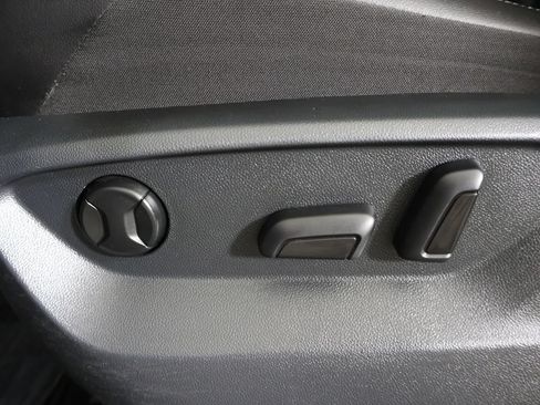 Used 2021 Volkswagen Tiguan S AWD/4WD image 34