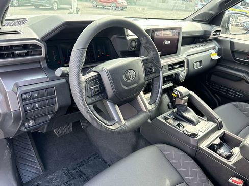 New 2026 Toyota Tacoma SR5 image 7