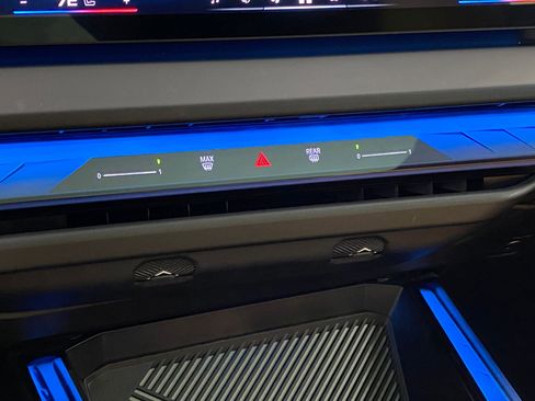 Used 2025 BMW X3 M50 w/ Premium Package image 19