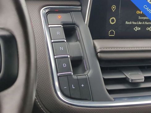 Used 2023 GMC Yukon XL SLT w/ SLT Premium Package image 39