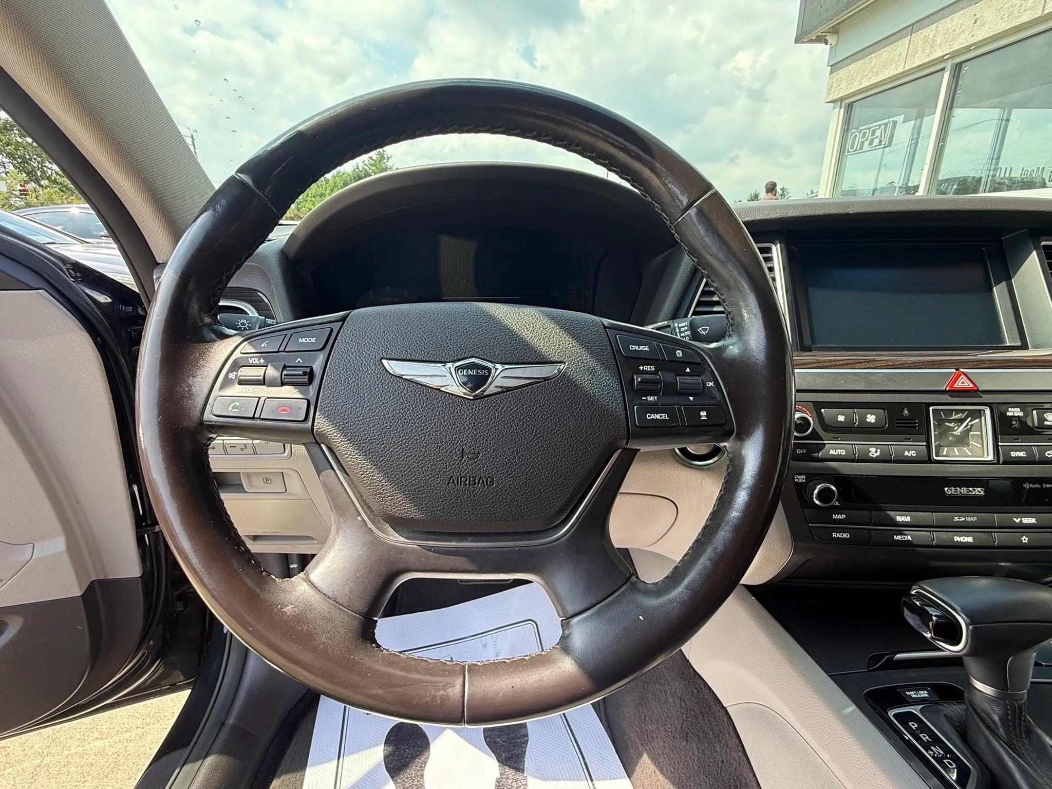 Used 2019 Genesis G80 3.8 AWD/4WD image 14