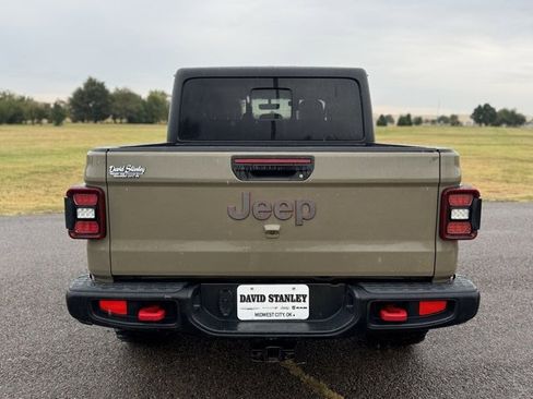Used 2020 Jeep Gladiator Rubicon image 5