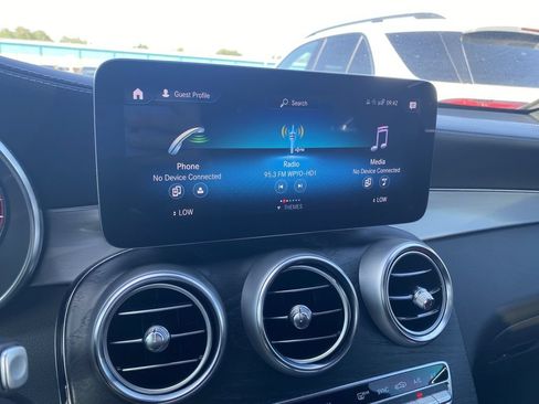 Used 2022 Mercedes-Benz GLC 300 4MATIC Coupe image 6
