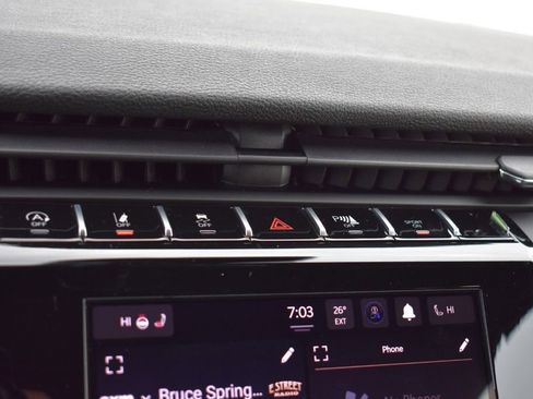 New 2025 Jeep Grand Cherokee Altitude AWD/4WD image 19