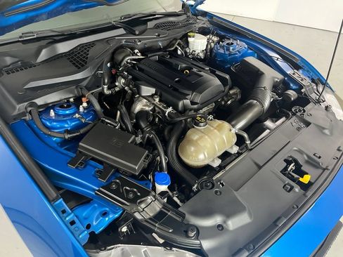 Used 2020 Ford Mustang Coupe w/ Equipment Group 101A RWD image 10