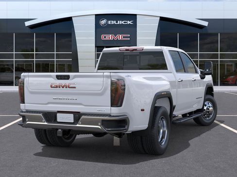 New 2026 GMC Sierra 3500 SLT w/ SLT Premium Package AWD/4WD image 4
