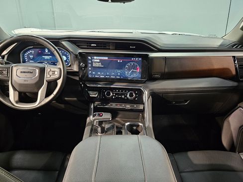 Used 2023 GMC Sierra 1500 Denali w/ Denali Reserve Package image 10