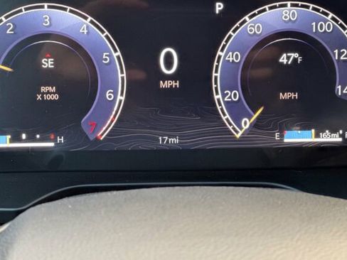 New 2025 Jeep Grand Cherokee L Limited image 24