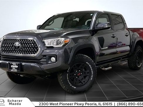Used 2019 Toyota Tacoma TRD Off-Road image 1