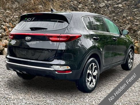 Used 2022 Kia Sportage LX AWD/4WD image 2