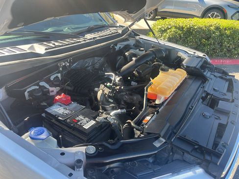 Used 2018 Ford F150 XLT image 10