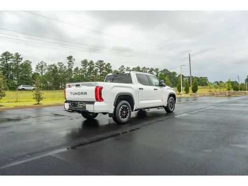 New 2026 Toyota Tundra Limited AWD/4WD image 5