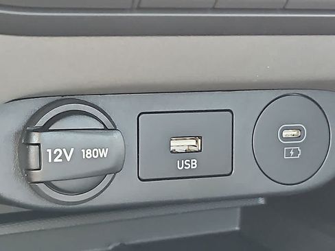 Certified 2025 Hyundai Elantra Sport FWD image 20