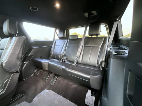 Used 2021 Ford Expedition Max XLT AWD/4WD image 23
