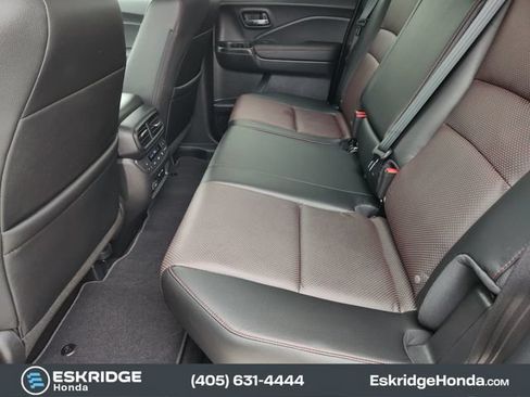 Certified 2024 Honda Ridgeline Black Edition image 30