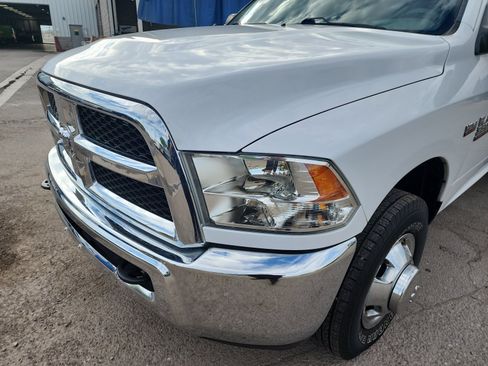 Used 2016 RAM 3500 Tradesman w/ Chrome Appearance Group RWD image 11