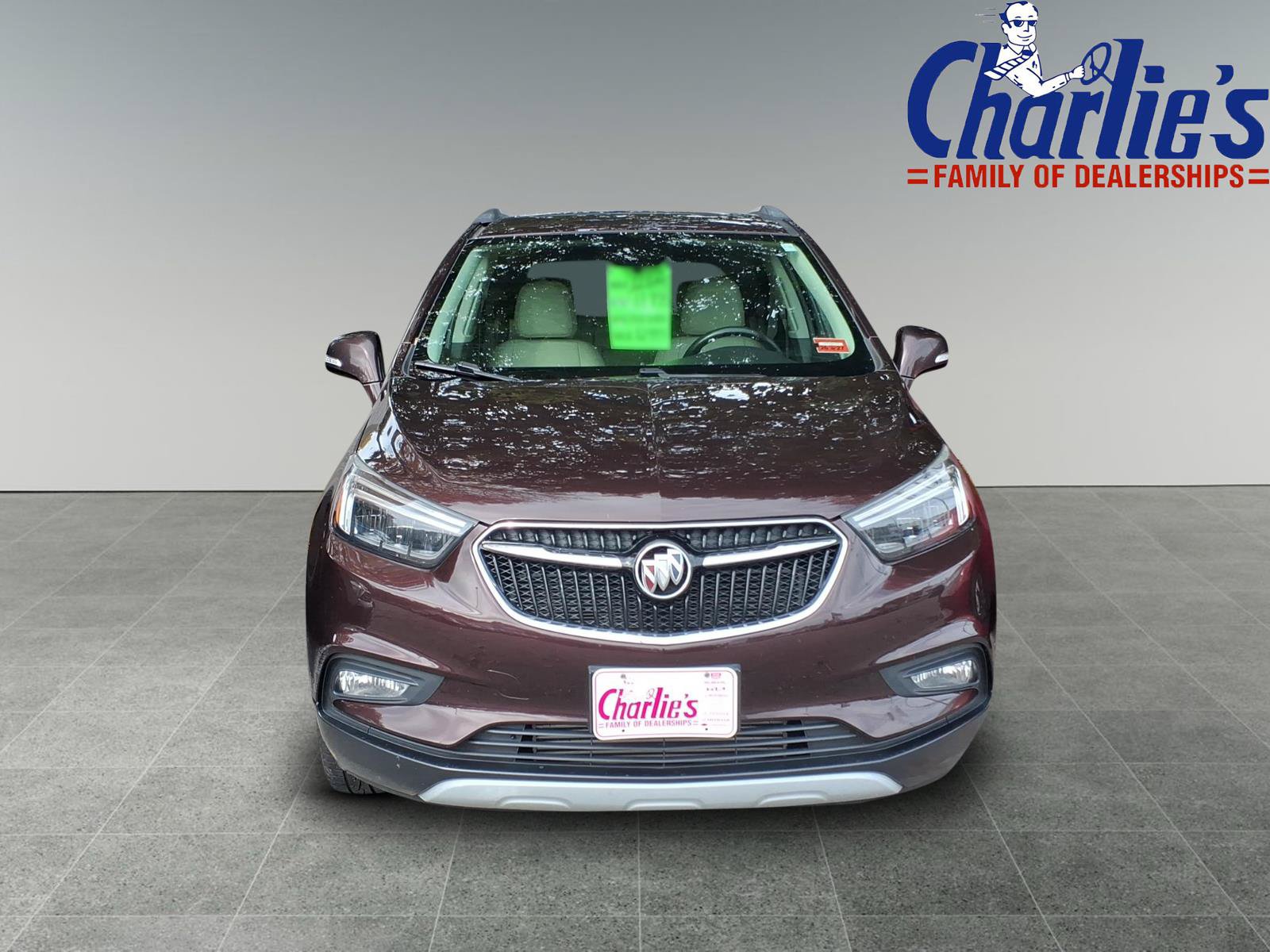Used 2017 Buick Encore Essence AWD/4WD image 2
