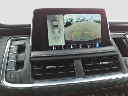 Used 2022 Chevrolet Tahoe RST w/ Luxury Package image 19