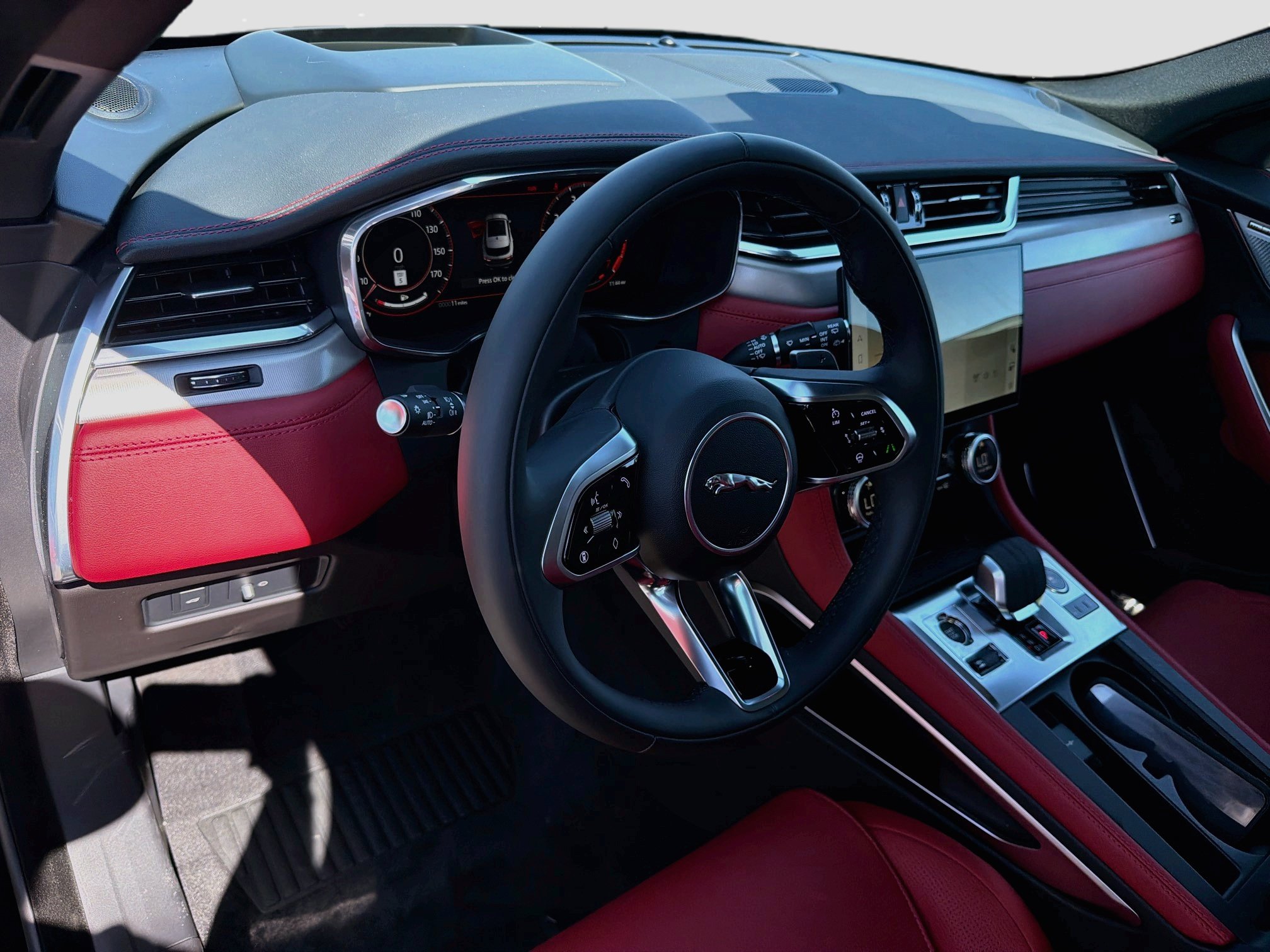 New 2026 Jaguar F-PACE R-Dynamic S AWD/4WD image 24