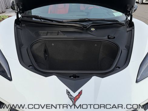 Used 2024 Chevrolet Corvette Stingray Convertible RWD image 17