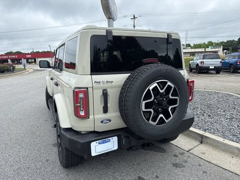 New 2026 Ford Bronco Outer Banks AWD/4WD image 9