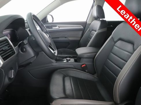 Used 2022 Volkswagen Atlas SEL image 16