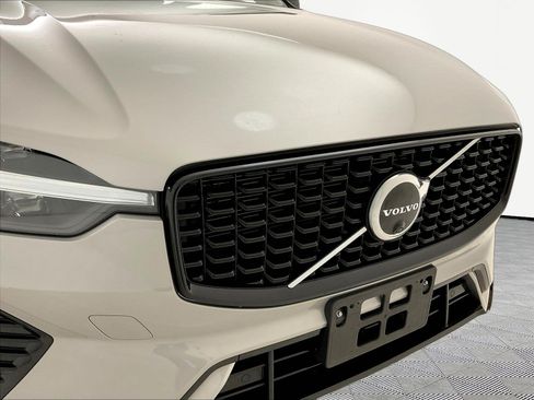 Used 2023 Volvo XC60 B5 Ultimate w/ Climate Package AWD/4WD image 33