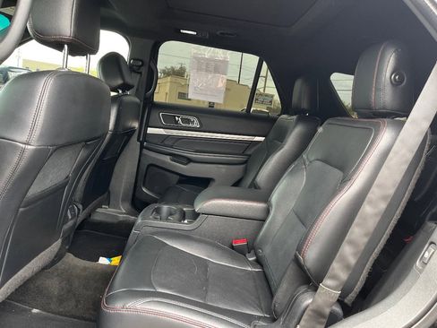 Used 2016 Ford Explorer Sport w/ Equipment Group 401A AWD/4WD image 13