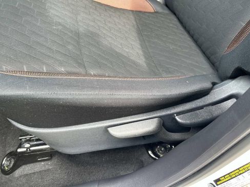 Used 2024 Nissan Kicks SR image 20