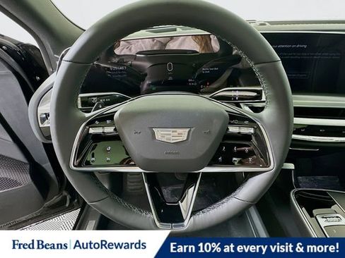 New 2025 Cadillac Lyriq Luxury image 7