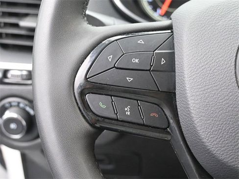 Used 2023 Jeep Cherokee Altitude Lux image 20