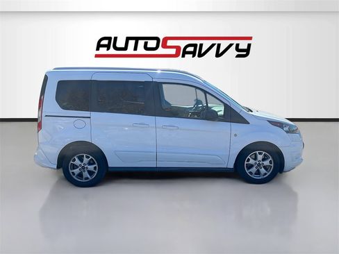 Used 2015 Ford Transit Connect XLT image 8