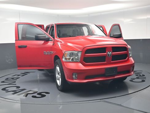 Used 2015 RAM 1500 Express RWD image 22