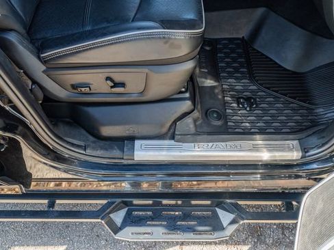 Used 2020 RAM 2500 Laramie w/ Night Edition image 44